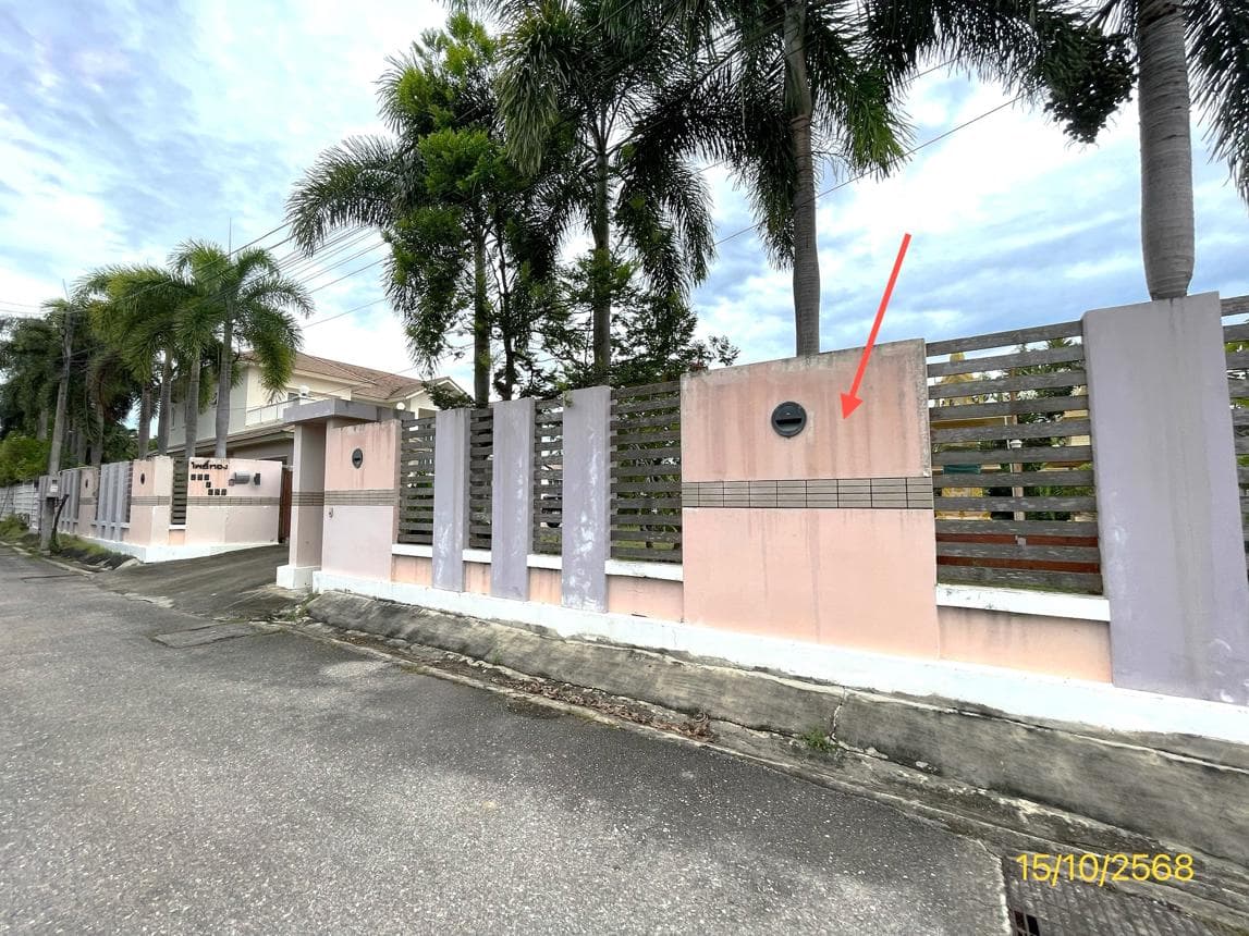 บ้านเดี่ยวหลังใหญ่ หน้าเมือง เมืองราชบุรี 4 ห้องนอน 6 ห้องน้ำ พื้นที่ 446 ตร.ม. ทำเลใจกลางเมือง