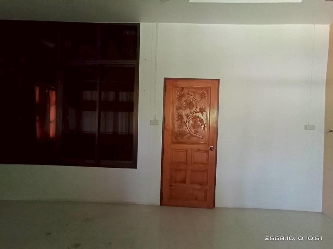 ขายบ้านเดี่ยว โกสุมพิสัย มหาสารคาม ทำเลหัวขวาง พื้นที่ใช้สอย 290 ตร.ม. 3 ห้องนอน 3 ห้องน้ำ สภาพดี พร้อมอยู่