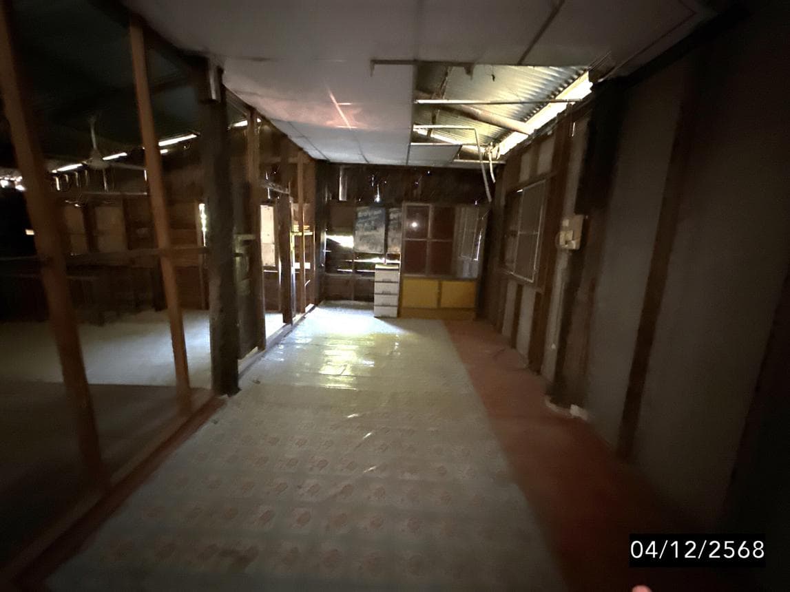 ขายบ้านเดี่ยวใจกลางเมืองชัยภูมิ พื้นที่ใช้สอย 149 ตร.ม. ทำเลดีเดินทางสะดวก ราคาไม่ถึง 2 ล้าน