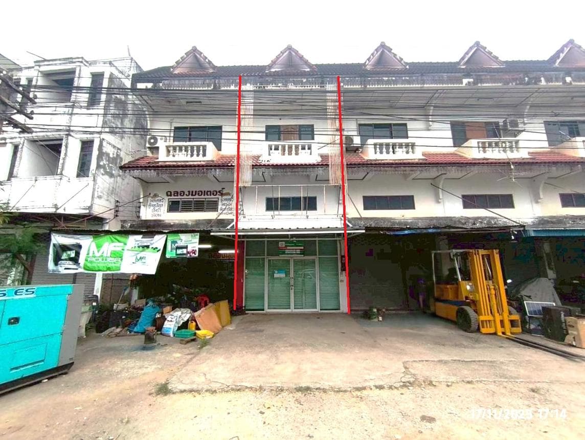 ขายอาคารพาณิชย์ราคาคุ้มค่า 3 ชั้น 1 ห้องนอน 2 ห้องน้ำ พื้นที่ใช้สอย 148 ตร.ม. ทำเลดีติดแหล่งชุมชน ย่านเมืองพาน อำเภอพาน เชียงราย เหมาะทำธุรกิจ ค้าขาย และอยู่อาศัย