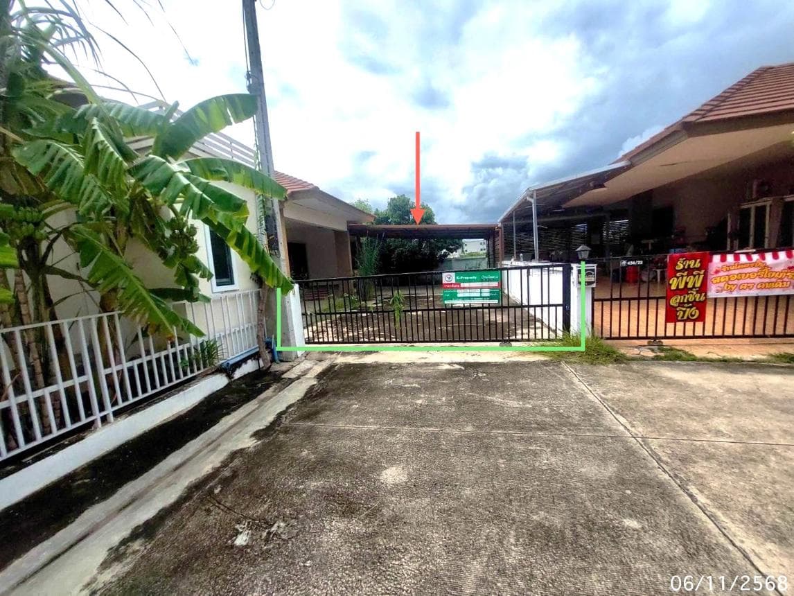 บ้านเดี่ยว บ้านน้ำเพชร 5 ท่าระหัด เมืองสุพรรณบุรี 3 ห้องนอน 2 ห้องน้ำ พื้นที่ 212 ตร.ม. บนที่ดินกว้าง 92.7 ตร.ว. ทำเลพรีเมียม เดินทางสะดวก