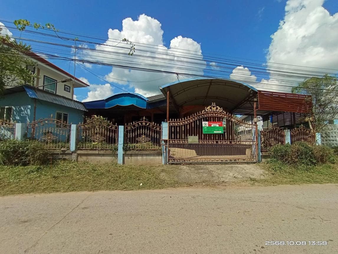 ขายบ้านเดี่ยวหลังใหญ่พิเศษ 4 ห้องนอน 4 ห้องน้ำ ทำเลดี พื้นที่ใช้สอยจุใจ บรรยากาศสงบร่มรื่นและเป็นส่วนตัว อำเภอยางตลาด กาฬสินธุ์
