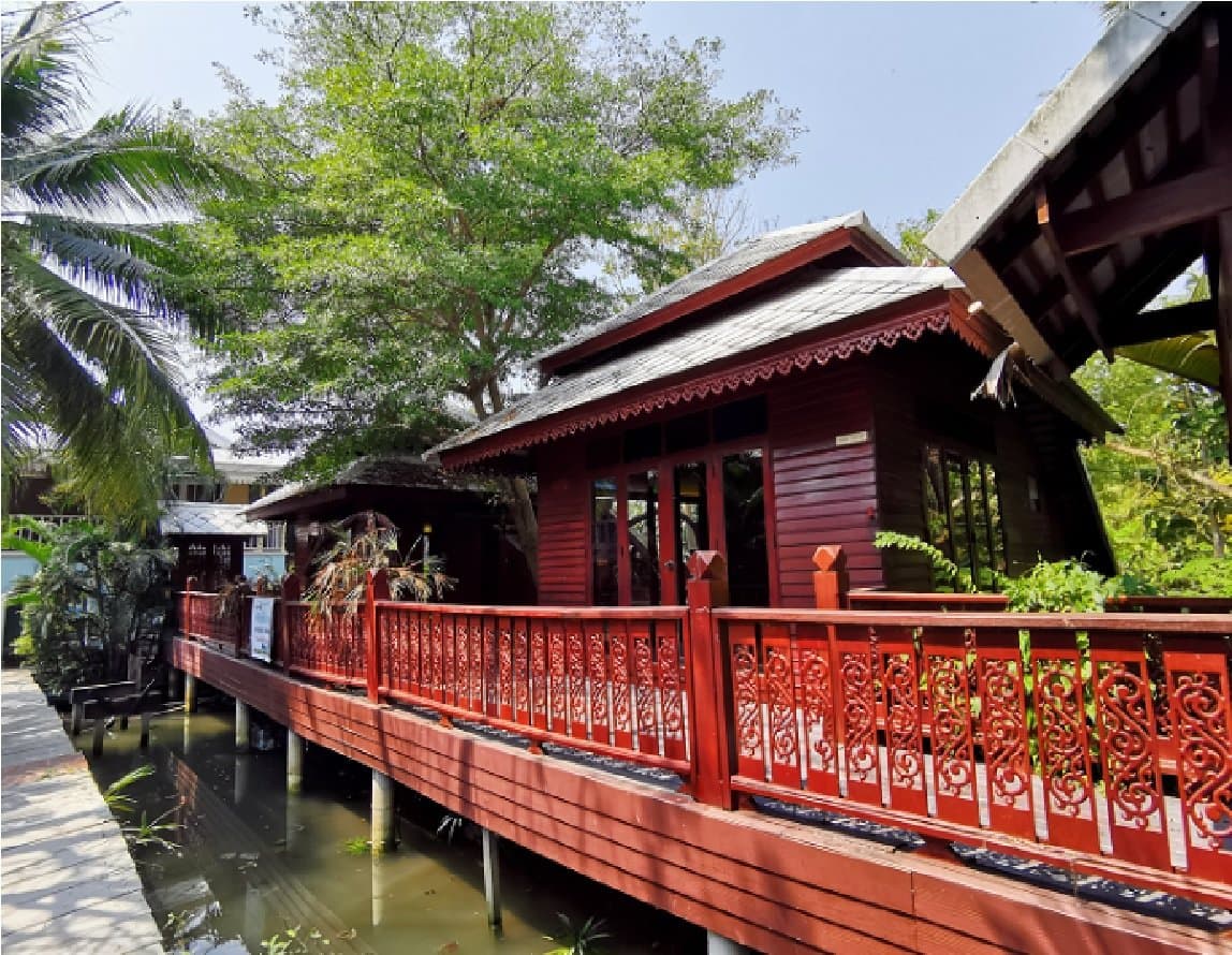 โรงแรม อัมพวา-สมุทรสงคราม