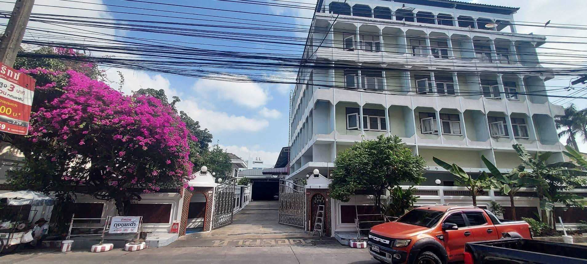 ขายโกดังผังส้ม ย.6 พร้อมบ้านเดี่ยว เนื้อที่รวม 2 ไร่ 90 ตารางวา ประชาอุทิศ