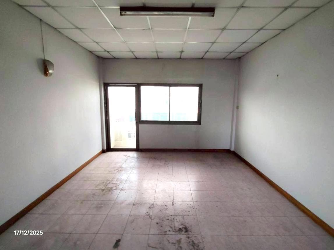 อาคารพาณิชย์ 3 ห้องนอน 4 ห้องน้ำ พื้นที่ 216 ตร.ม. ทำเลศักยภาพ ใจกลางเมืองขอนแก่น ขอนแก่น