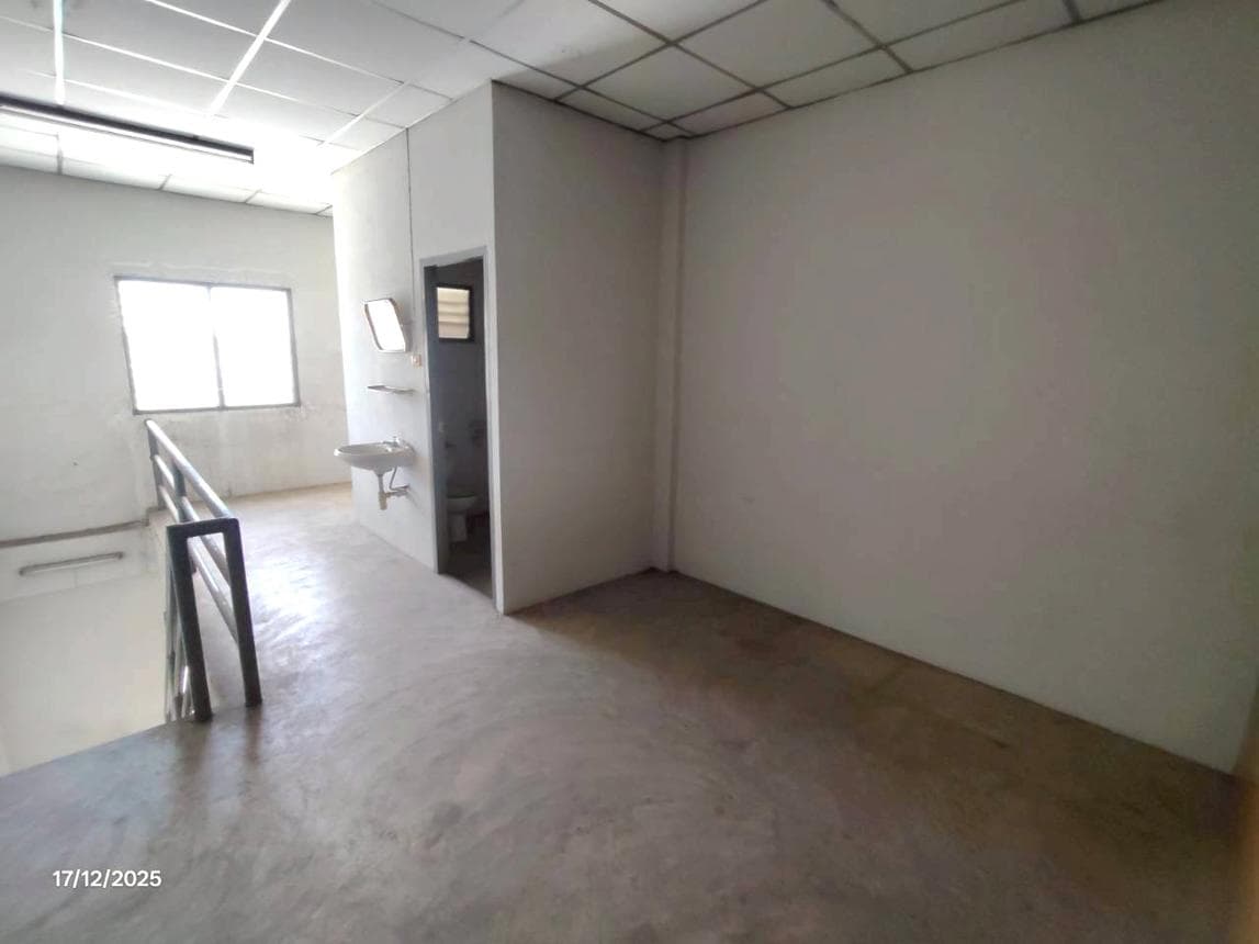 อาคารพาณิชย์ 3 ห้องนอน 4 ห้องน้ำ พื้นที่ 216 ตร.ม. ทำเลศักยภาพ ใจกลางเมืองขอนแก่น ขอนแก่น