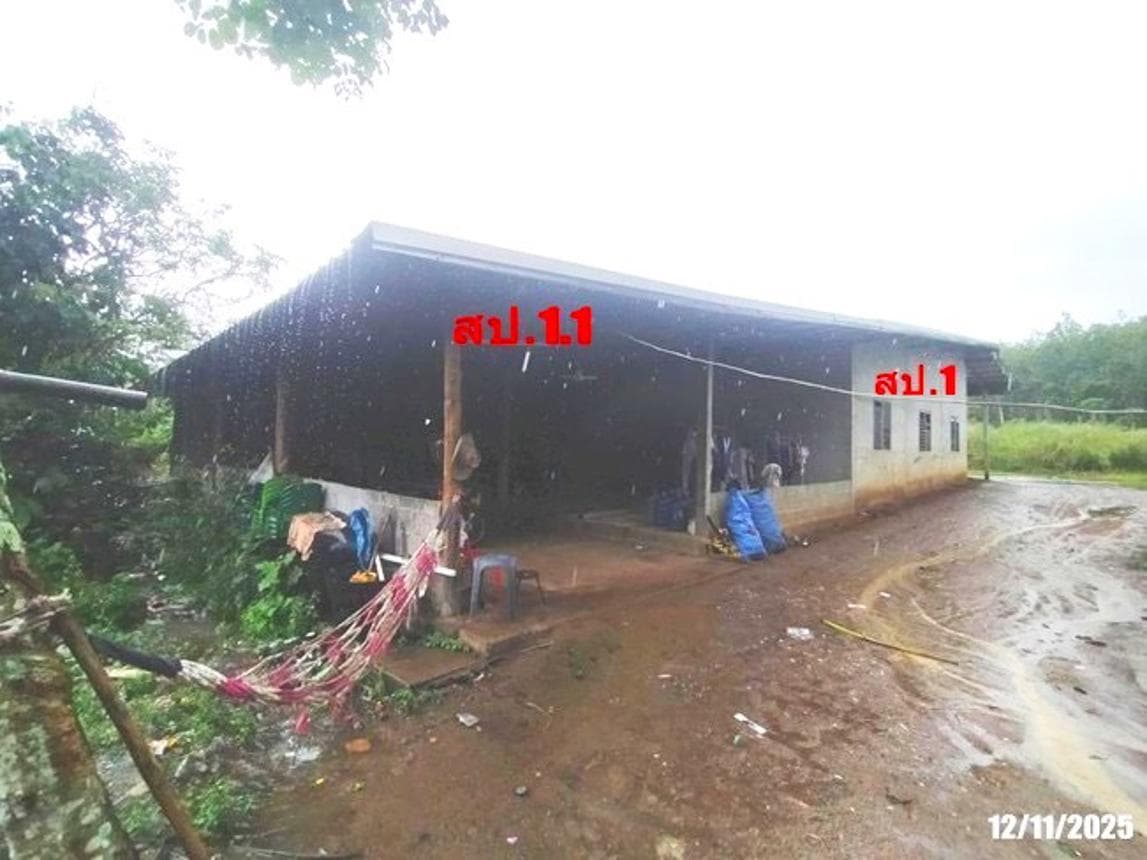 ขายบ้านเดี่ยว เชียงกลม ปากชม เลย 3 ห้องนอน 2 ห้องน้ำ พื้นที่กว้าง 242 ตร.ม. บนเนื้อที่ 8.6 ไร่ ทำเลดีบรรยากาศธรรมชาติที่แสนสงบนั่นเอง