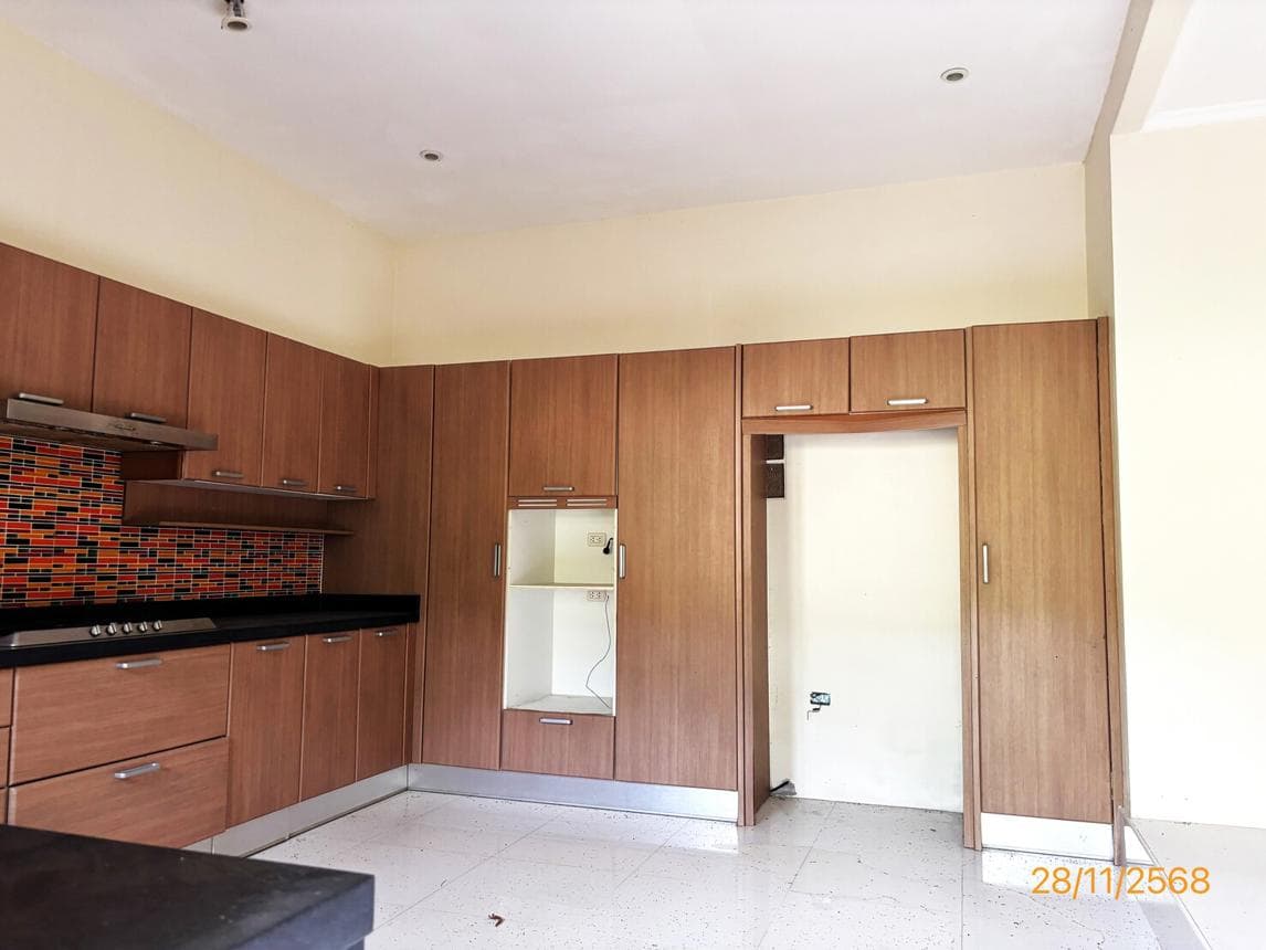 บ้านเดี่ยว 6 ห้องนอน พื้นที่ 566 ตร.ม. ทำเลศักยภาพ หน้าเมือง เกาะสมุย สุราษฎร์ธานี