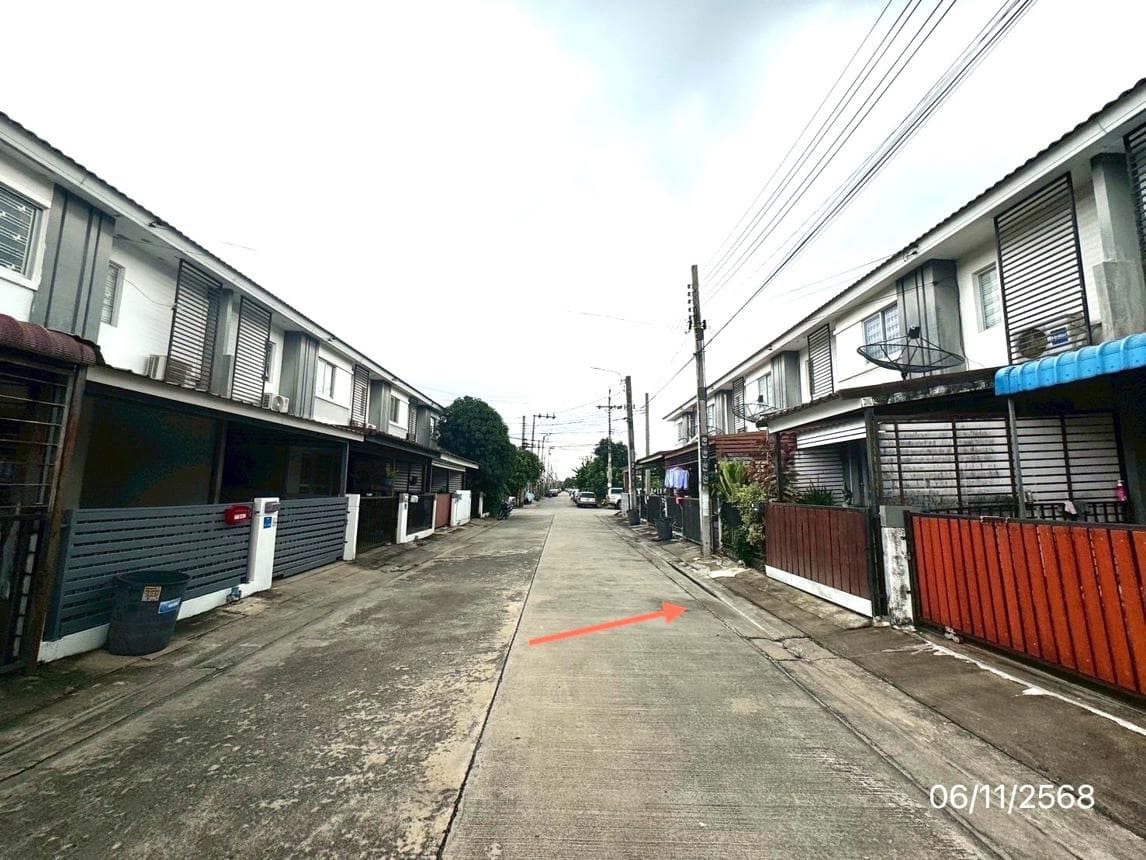 ทาวน์เฮ้าส์ บ้านพฤกษา 85 หนามแดง-เทพารักษ์ บางพลี สมุทรปราการ 3 ห้องนอน 102 ตร.ม. ทำเลดีเชื่อมต่อเทพารักษ์-บางนา