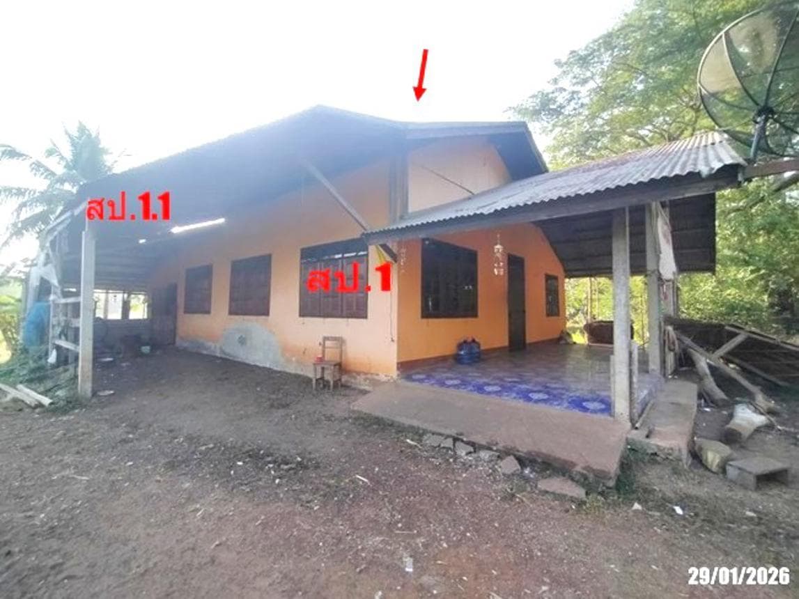 ขายบ้านเดี่ยว เพ็ญ อุดรธานี ทำเลสุมเส้า พื้นที่ใช้สอย 171 ตร.ม. 2 ห้องนอน สภาพดี ราคาคุ้มค่าไม่ถึงล้าน