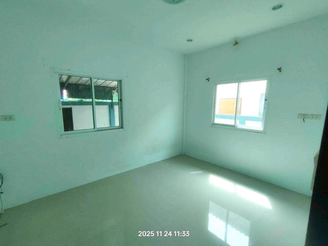 ขายบ้านเดี่ยว หมู่บ้านปรารถนา 2 ห้องนอน 2 ห้องน้ำ พื้นที่ 48.3 ตร.ว. ทำเลหนองบัว บ้านค่าย ระยอง ราคาไม่ถึง 2 ล้าน คุ้มค่าพร้อมอยู่