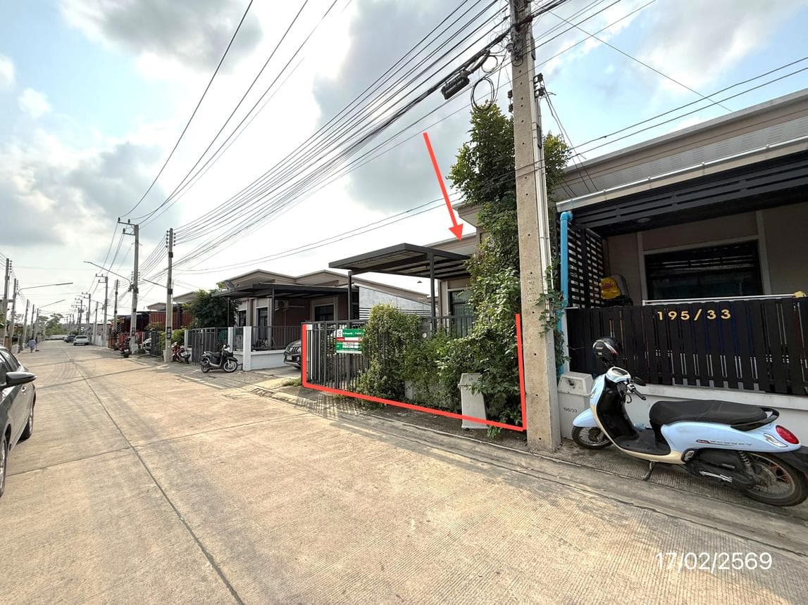 ขายทาวน์เฮ้าส์ กรูฟวี่ ไลท์ บางละมุง (Groovy Light Banglamung) ชลบุรี 2 ห้องนอน พื้นที่กว้าง 23.8 ตร.ว. ทำเลดี ใกล้แหล่งงานและนิคมฯ