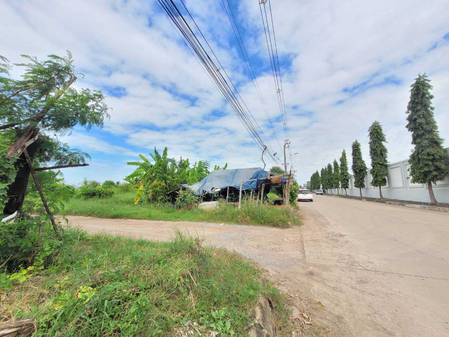 ขาย ที่ดินเปล่า พระรามสอง ซอย 100 ขนาด 83-0-275 ไร่ เหมาะสร้างหมู่บ้านจัดสรร โกดัง