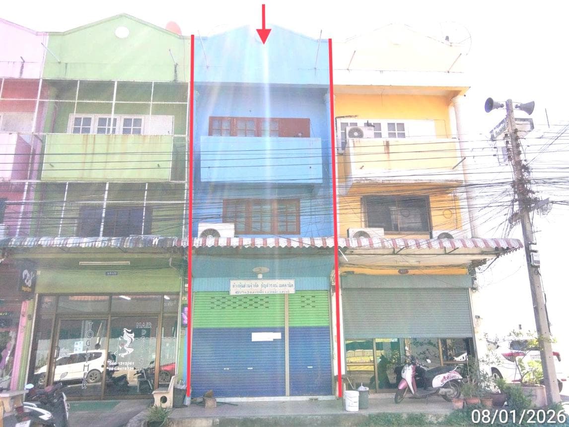 ขายอาคารพาณิชย์ มวกเหล็ก สระบุรี 2 ห้องนอน พื้นที่ใช้สอยเยอะ 168 ตร.ม. ทำเลทองกลางเมืองมวกเหล็ก เหมาะทำธุรกิจหรือโฮมออฟฟิศสุดๆ