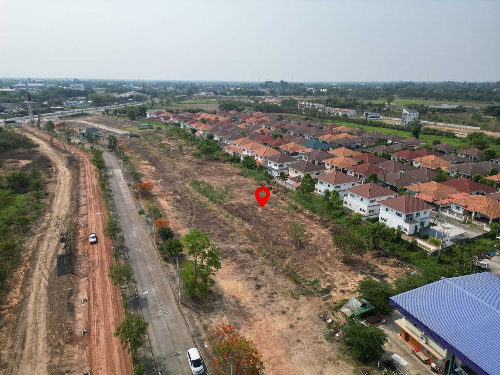 ที่ดินถมแล้ว 4ไร่กว่า ใกล้สี่แยกเอ็กซเรย์ และ ถ.เลี่ยงเมืองพิษณุโลก