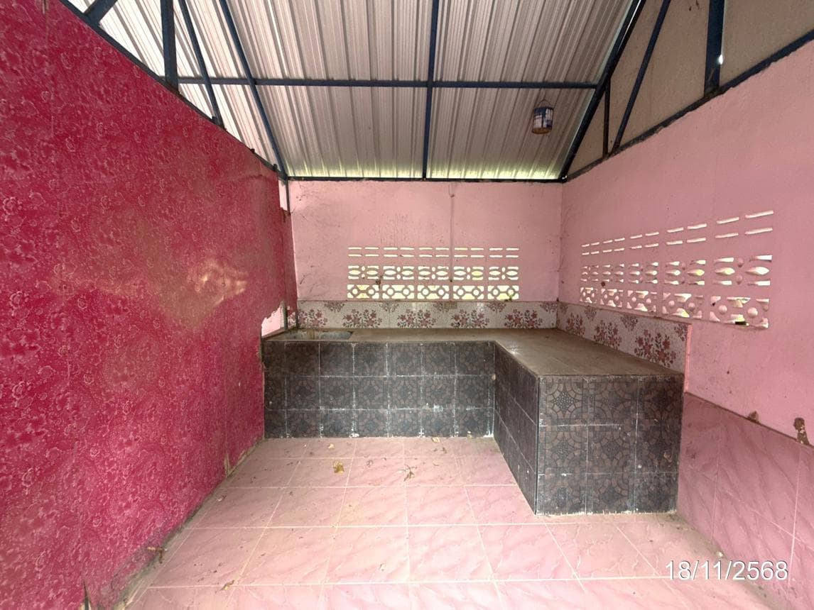 ขายโกดัง ขามป้อม เขมราฐ อุบลราชธานี พื้นที่ใช้สอย 252 ตร.ม.