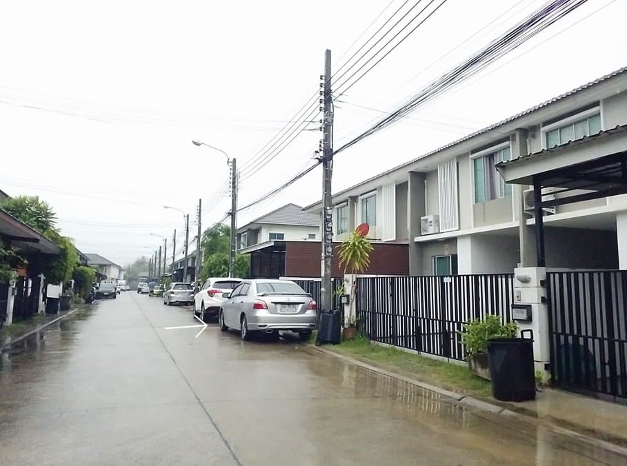 ทาวน์เฮ้าส์ พฤกษาไลท์ ล็อกซ์ รัตนาธิเบศร์ บางใหญ่-นนทบุรี