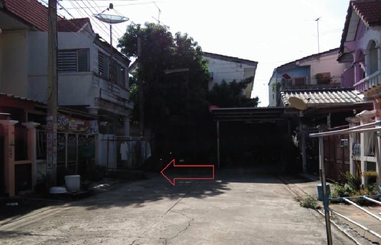 ทาวน์เฮ้าส์ เสนาวิลล่า 4 คลองสามวา