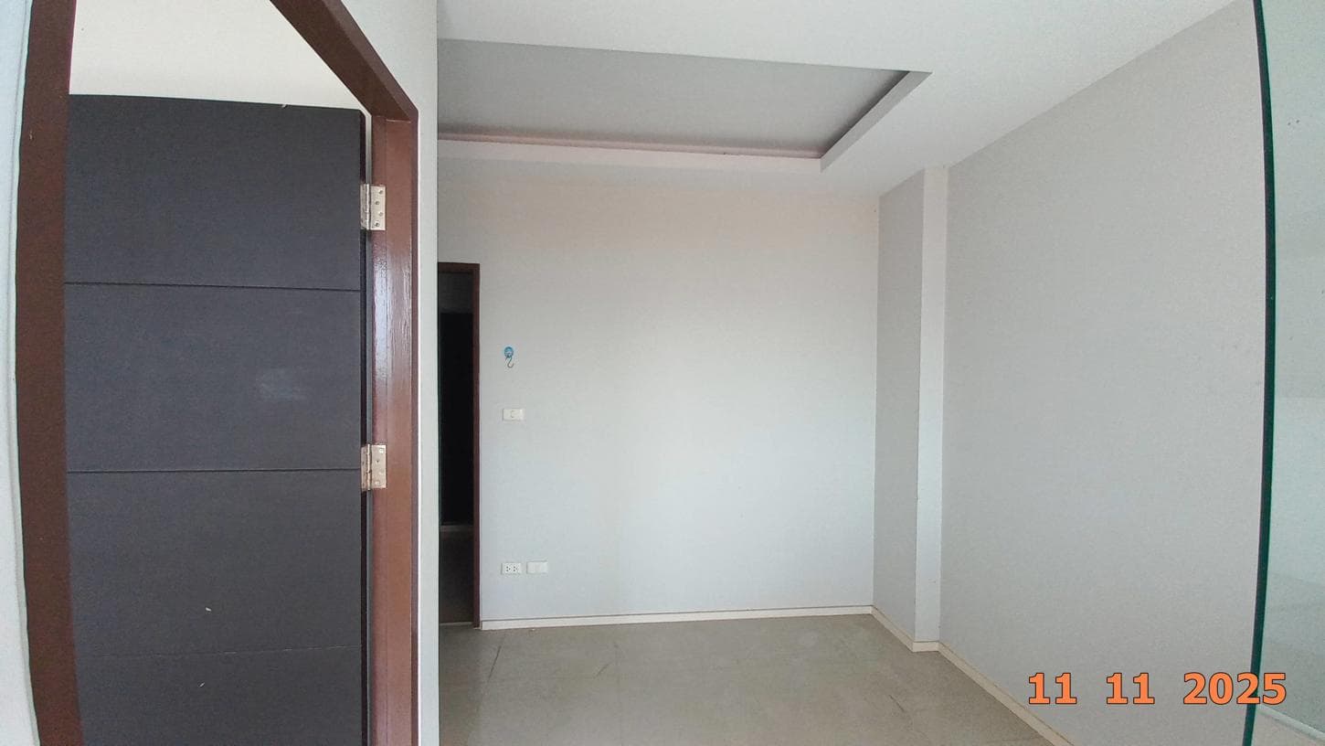 คอนโดมิเนียม นีโอ ลิฟวิ่ง คอนโด 1 ห้องนอน พื้นที่ 28.24 ตร.ม. ทำเลศักยภาพ บ่อวิน ศรีราชา ชลบุรี