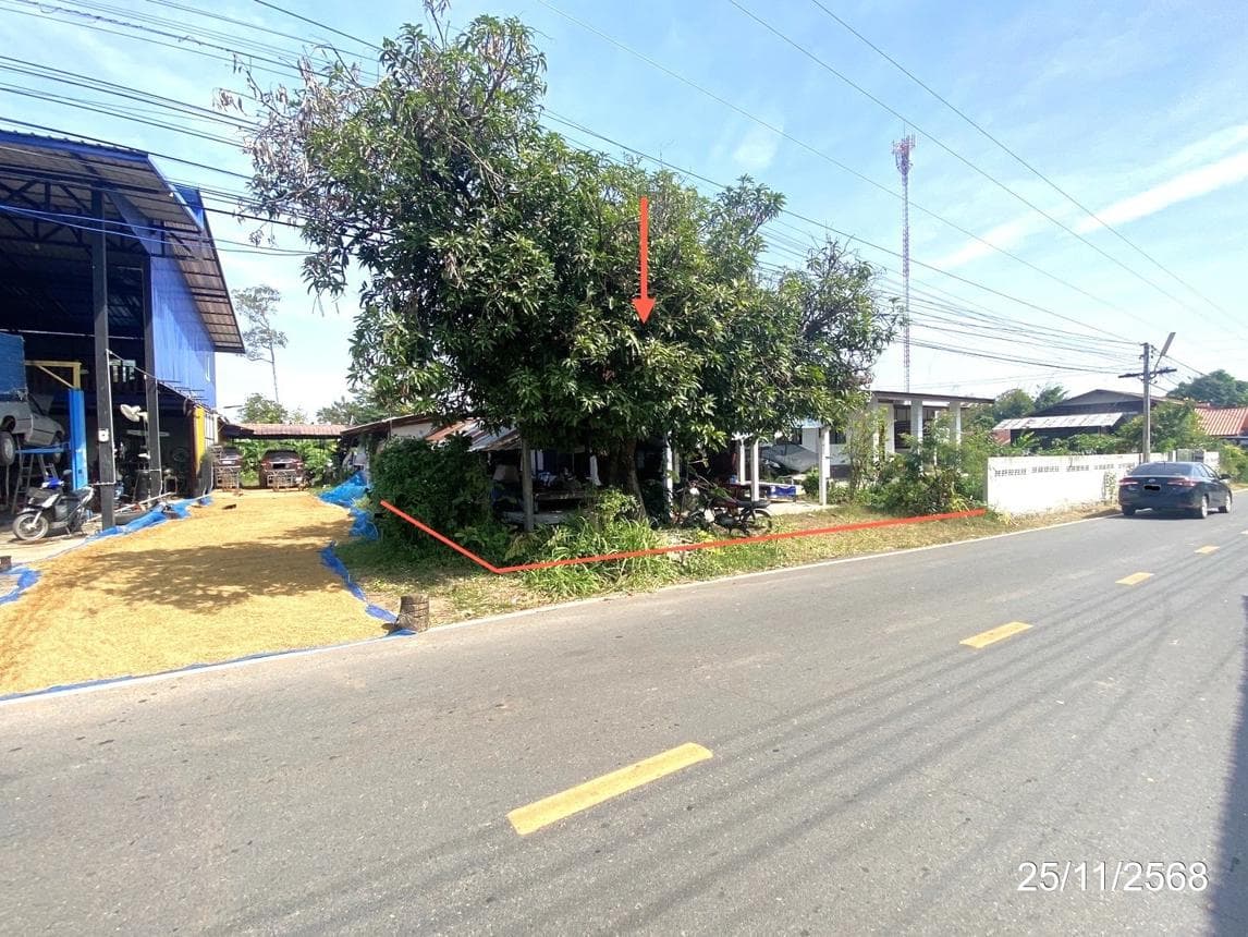 บ้านเดี่ยว อาจสามารถ ร้อยเอ็ด ทำเลโพนเมือง พื้นที่กว้าง 70 ตร.ว. บรรยากาศเงียบสงบ ราคาคุ้มค่า
