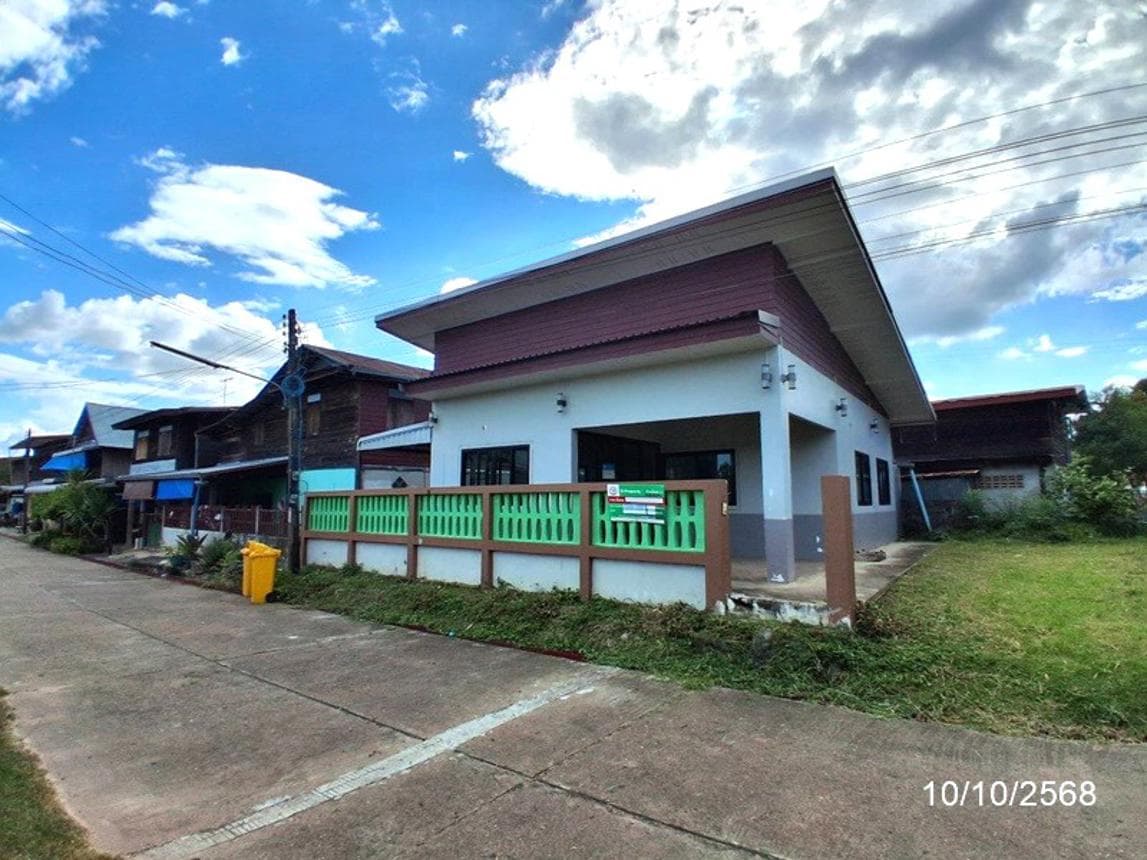 ขายบ้านเดี่ยว เสนางคนิคม เสนางคนิคม อำนาจเจริญ พื้นที่ 33 ตร.ว. พื้นที่ใช้สอย 221 ตร.ม. 3 ห้องนอน 1 ห้องน้ำ