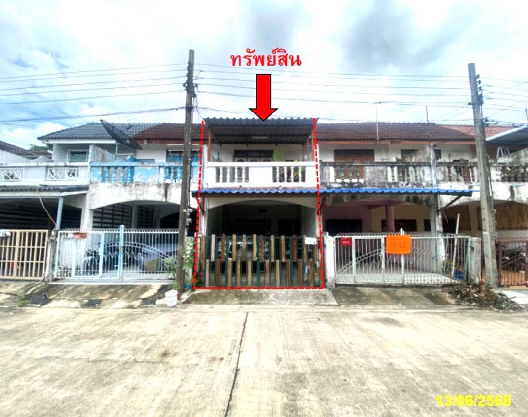 ทาวน์เฮ้าส์ ร่มเย็น 5 บางชัน มีนบุรี กรุงเทพฯ 3 ห้องนอน 2 ห้องน้ำ พื้นที่ใช้สอย 142 ตร.ม. ทำเลดี เดินทางสะดวก ราคาล้านต้นๆ