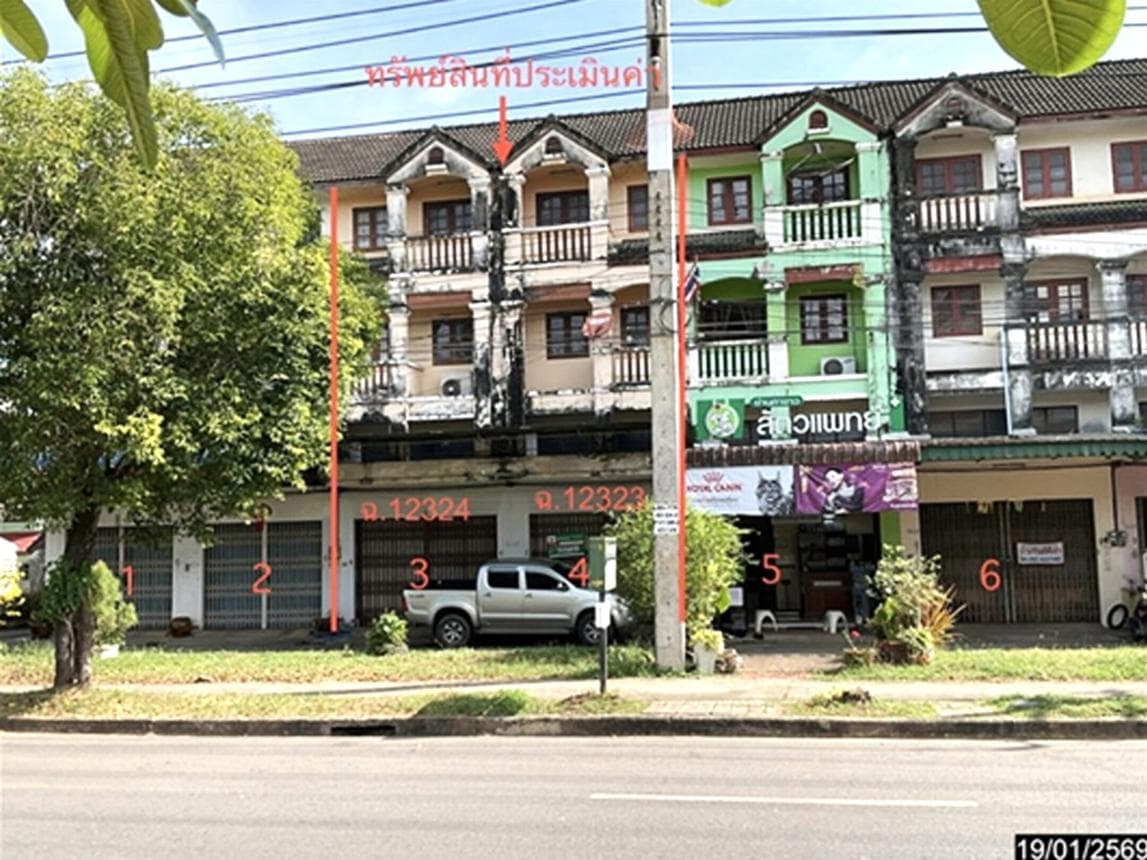 ขายอาคารพาณิชย์ ย่านตาขาว ตรัง ทำเลทองใจกลางชุมชน พื้นที่ใช้สอยกว้างขวาง เหมาะทำธุรกิจและพักอาศัย