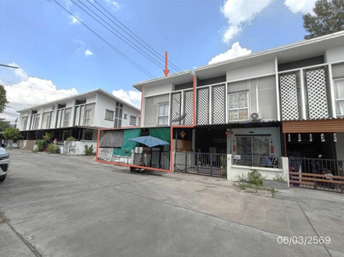 ขายทาวน์เฮ้าส์ พรีซีโอ 3 บ่อวิน ศรีราชา 3 ห้องนอน พื้นที่กว้าง 25 ตร.ว. ทำเลดีใกล้แหล่งงาน ราคาเพียง 1.8 ล้าน