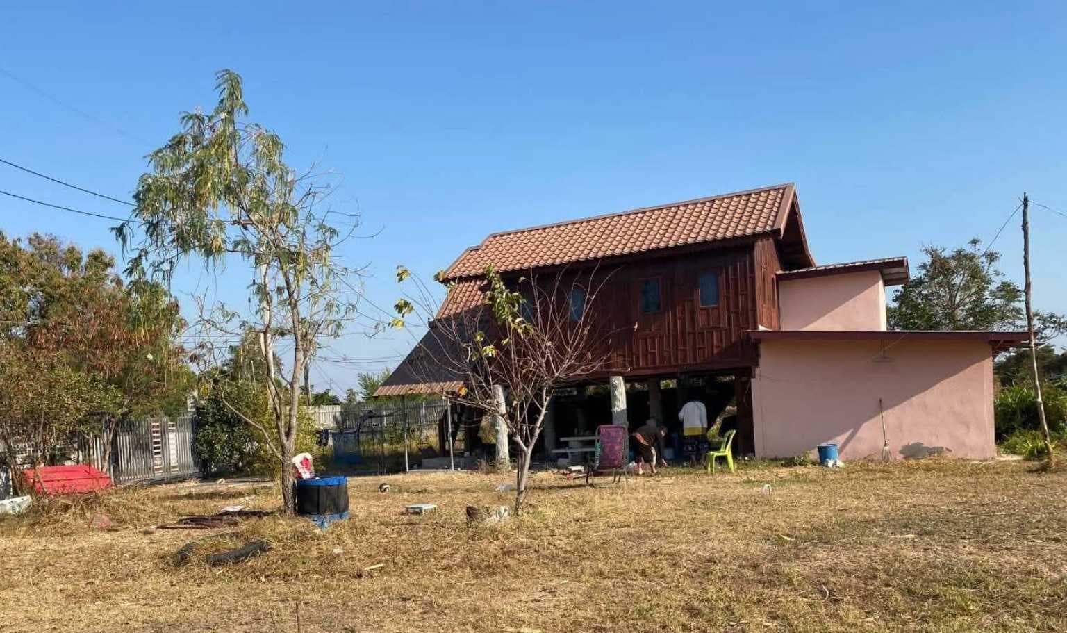 ขายบ้านดอนประทาย พร้อมที่ดิน – อำเภอม่วงสามสิบ จังหวัดอุบลราชธานี 1 ไร่ 85 ตารางวา 2 ห้องนอน | 2 ห้องน้ำ