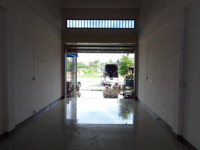 อาคารพาณิชย์ เมืองอุตรดิตถ์