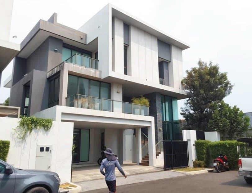 บ้านเดี่ยว บ้านกลางเมือง คลาสเซ่ ลาดพร้าว