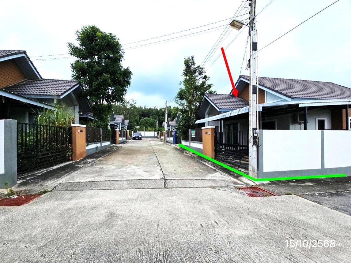 บ้านเดี่ยว เดอะ คลัสเตอร์ แม่น้ำคู้ ปลวกแดง ระยอง 2 ห้องนอน 2 ห้องน้ำ พื้นที่ 107.86 ตร.ม. บนที่ดิน 40 ตร.ว. ทำเลดีใกล้แหล่งงานและนิคมอุตสาหกรรม ราคาพิเศษ 2.2 ล้าน