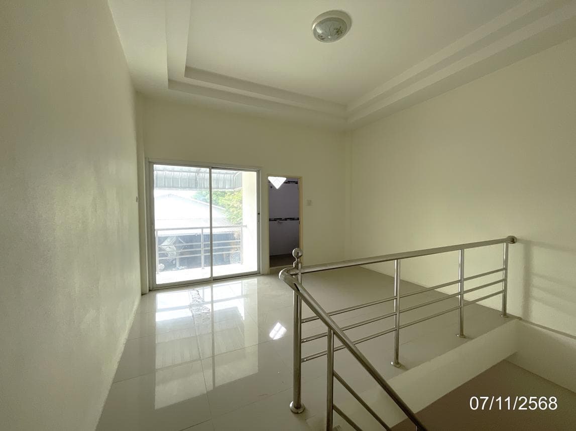 อาคารพาณิชย์ 1 ห้องนอน พื้นที่ 240 ตร.ม. ทำเลศักยภาพ หนองสรวง หนองฉาง อุทัยธานี