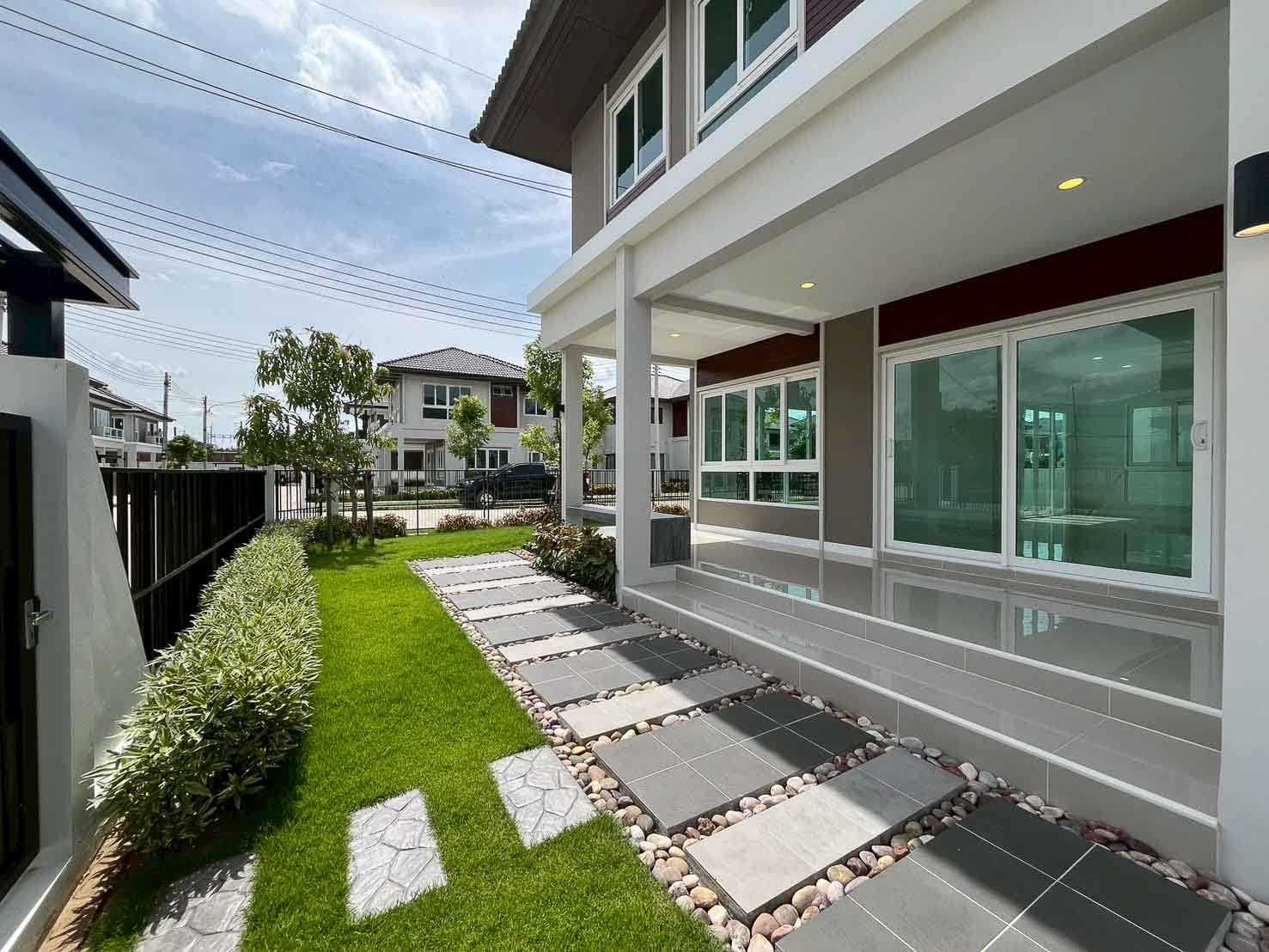 ขายบ้านเดี่ยว 3 นอน หลังใหญ่ หลังมุม ปทุมธานี คลอง 7 บ้านใหม่ 71 ตรว 2 ชั้น