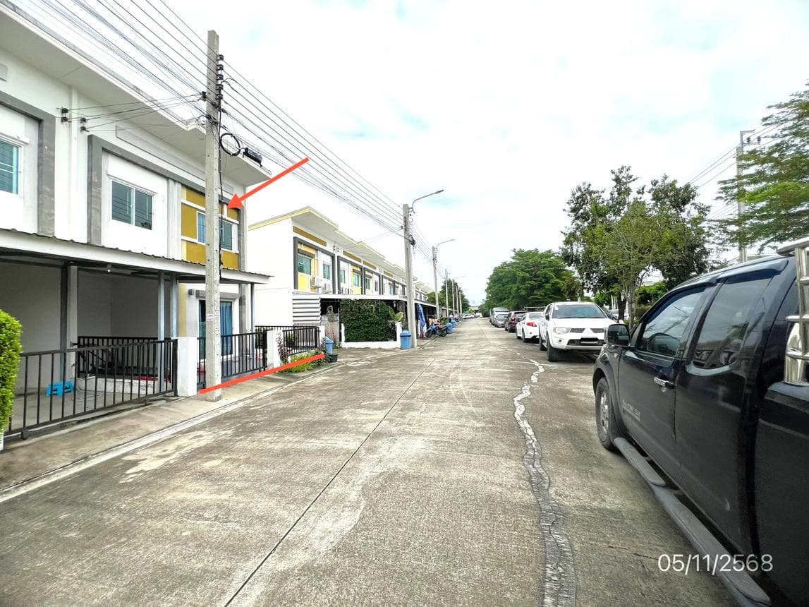ทาวน์เฮ้าส์ ไลโอ บลิสซ์ รัตนาธิเบศร์-บางใหญ่ บางแม่นาง บางใหญ่ นนทบุรี 3 ห้องนอน 2 ห้องน้ำ พื้นที่ 87.3 ตร.ม. ทำเลดีเดินทางสะดวก ราคาคุ้มค่า