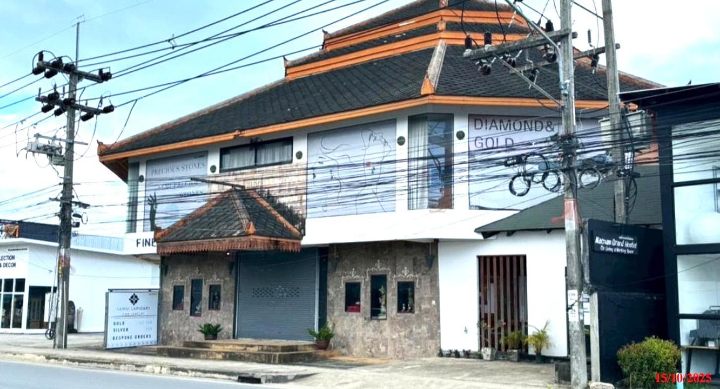 ขายอาคารสำนักงาน แม่น้ำ เกาะสมุย สุราษฎร์ธานี พื้นที่ 75.9 ตร.ว. พื้นที่ใช้สอย 485 ตร.ม.