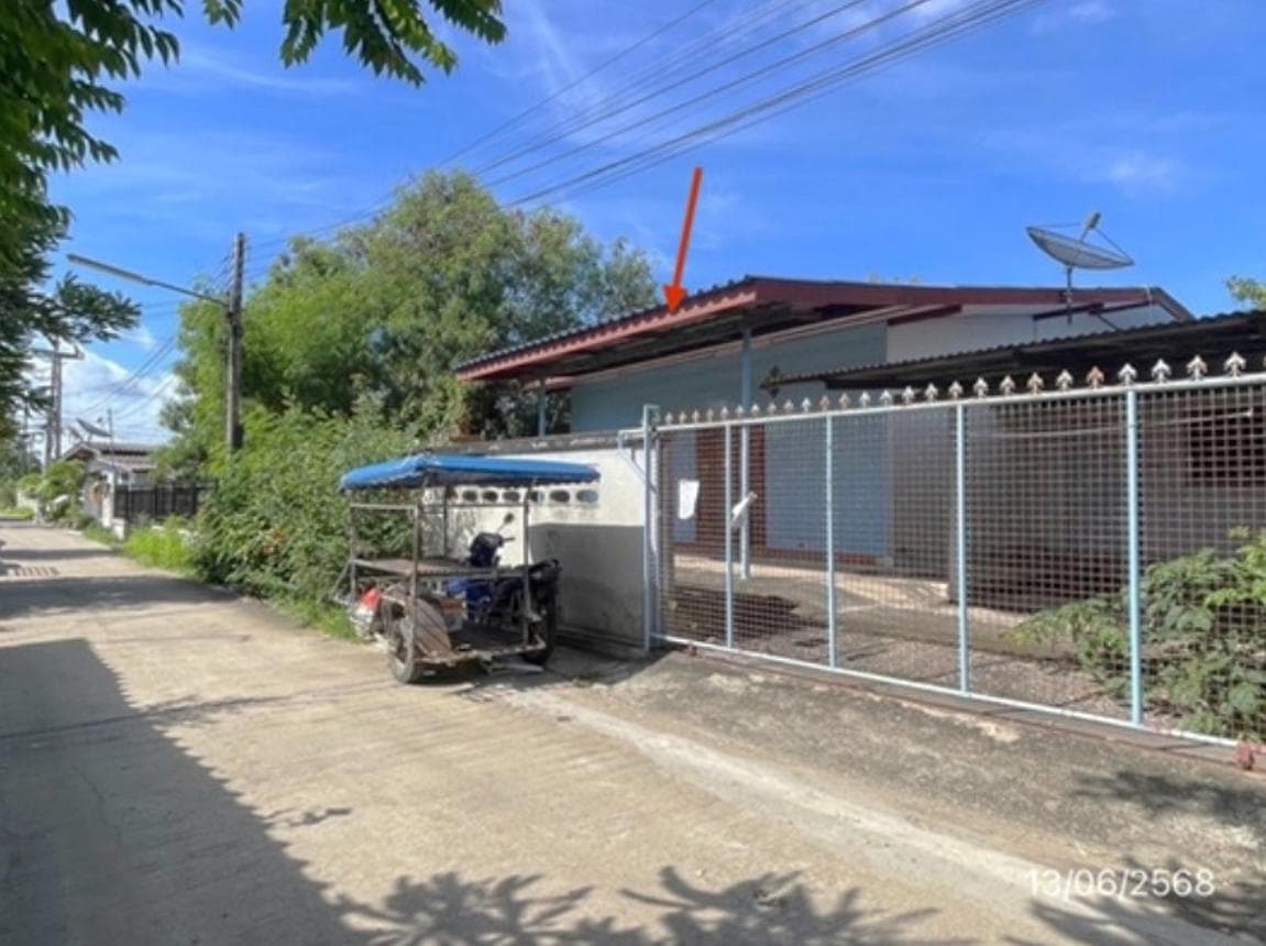บ้านเดี่ยว ดอนกรวย ดำเนินสะดวก ราชบุรี 2 ห้องนอน พื้นที่กว้าง 158 ตร.ม. บนที่ดิน 75 ตร.ว. ราคาล้านต้นๆ