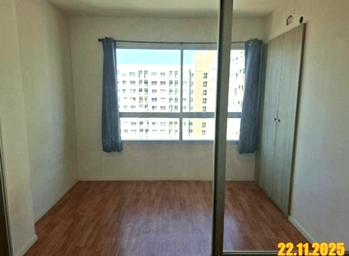 ขายคอนโด ลุมพินี พาร์ค เพชรเกษม 98 (Lumpini Park) อาคาร เอ,บี 1 ห้องนอน 1 ห้องน้ำ พื้นที่ 26.06 ตร.ม. ติดถนนใหญ่ ใกล้ MRT หลักสอง และเดอะมอลล์บางแค