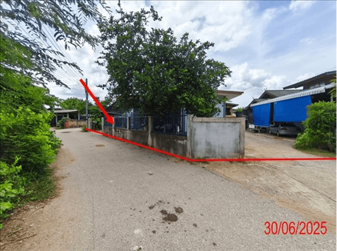 บ้านเดี่ยว นาครัว แม่ทะ ลำปาง 3 ห้องนอน 3 ห้องน้ำ พื้นที่ 106.2 ตร.ม. บนที่ดินขนาดใหญ่ 87 ตร.ว. ทำเลสงบเป็นส่วนตัว พื้นที่ใช้สอยครบครัน ราคาพิเศษ 1.73 ล้าน