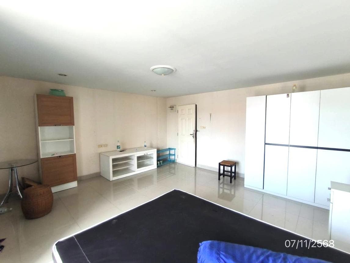 คอนโดทำเลดีใจกลางเมืองปทุมธานี อินเตอร์มาร์ท คอนโด (Intermart Condo) ห้องโปร่งกว้าง ฟังก์ชันครบ พร้อมเข้าอยู่