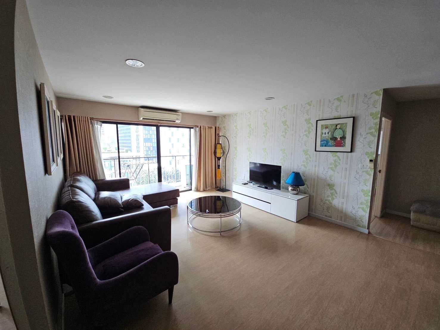 ขายคอนโด Renova Residence ชิดลม - 118 ตรม. *ใกล้ BTS ชิดลม,เพลินจิต
