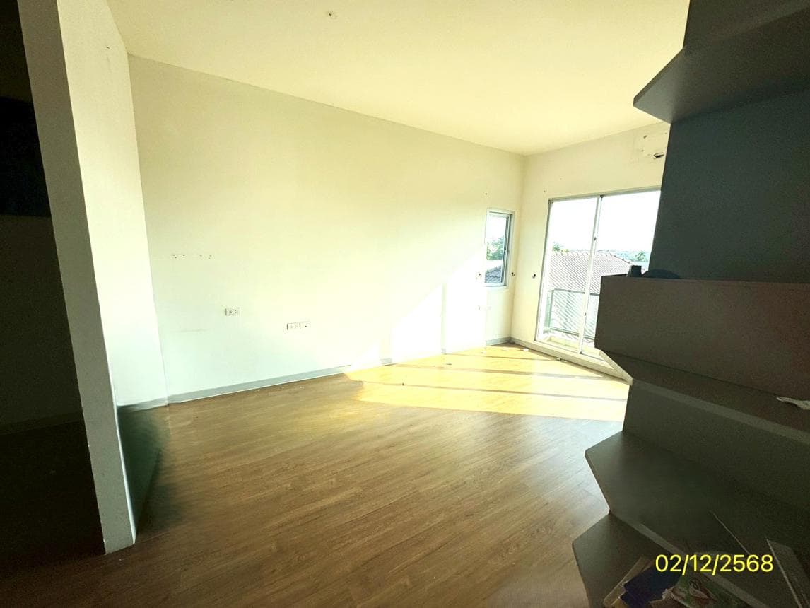 บ้านเดี่ยวหลังใหญ่ วิลล่า โนวา เทพารักษ์ บางพลี 5 ห้องนอน 4 ห้องน้ำ พื้นที่ 245.5 ตร.ม. ทำเลพรีเมียม