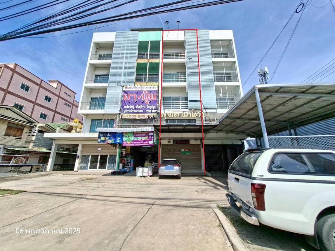 ขายอาคารพาณิชย์ บางเลน นครปฐม พื้นที่ใช้สอย 306 ตร.ม. 3 ห้องนอน ทำเลธุรกิจศักยภาพ