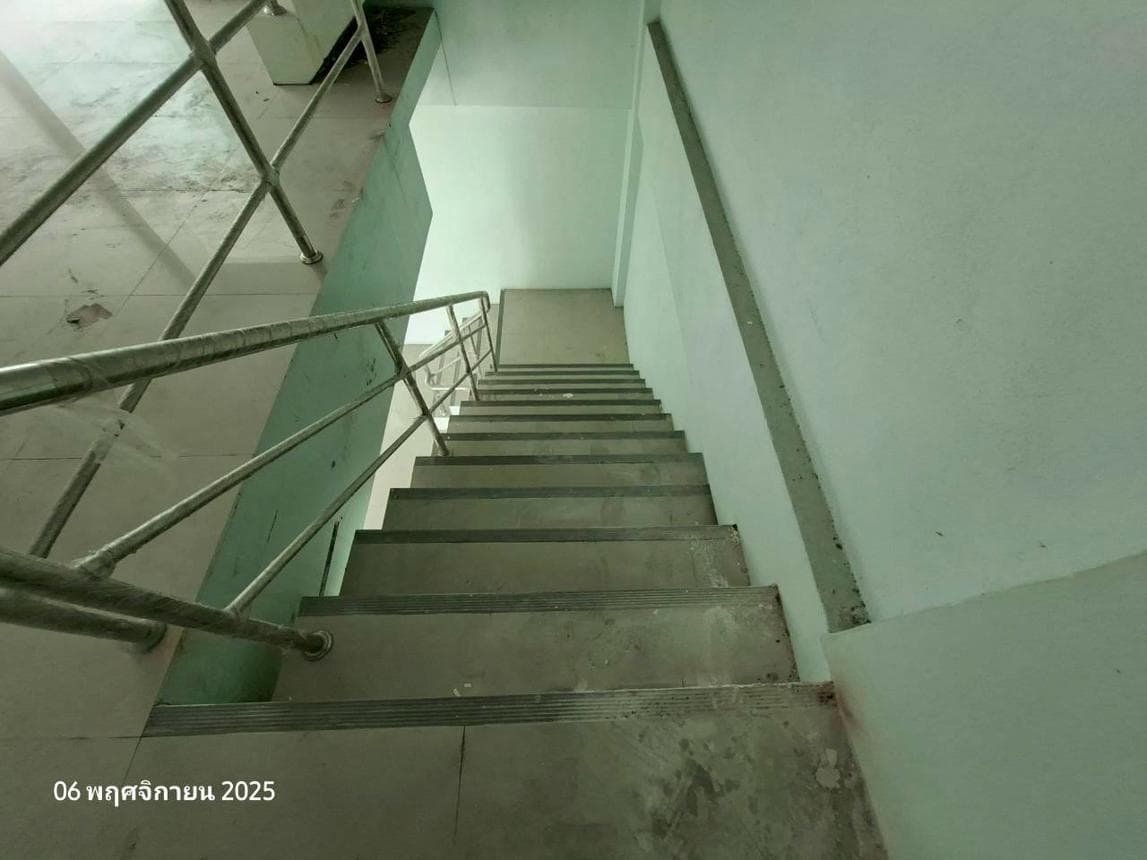 ขายอาคารพาณิชย์ บางเลน นครปฐม พื้นที่ใช้สอย 306 ตร.ม. 3 ห้องนอน ทำเลธุรกิจศักยภาพ