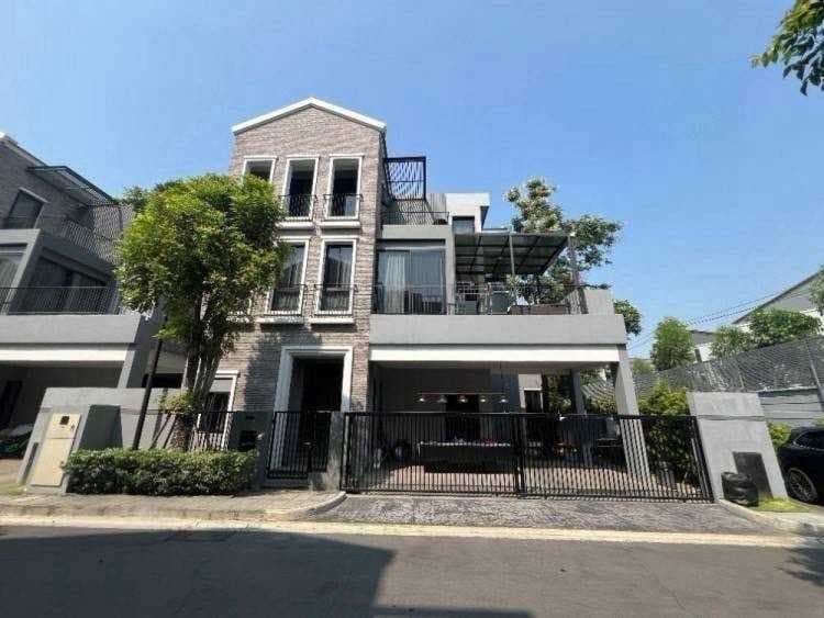 ขายบ้านเดี่ยวหรู Artale Ekkamai – Ramintra 3 ชั้น 59 ตร.ว 390 ตร.ม 5 ห้องนอน 5 ห้องน้ำ