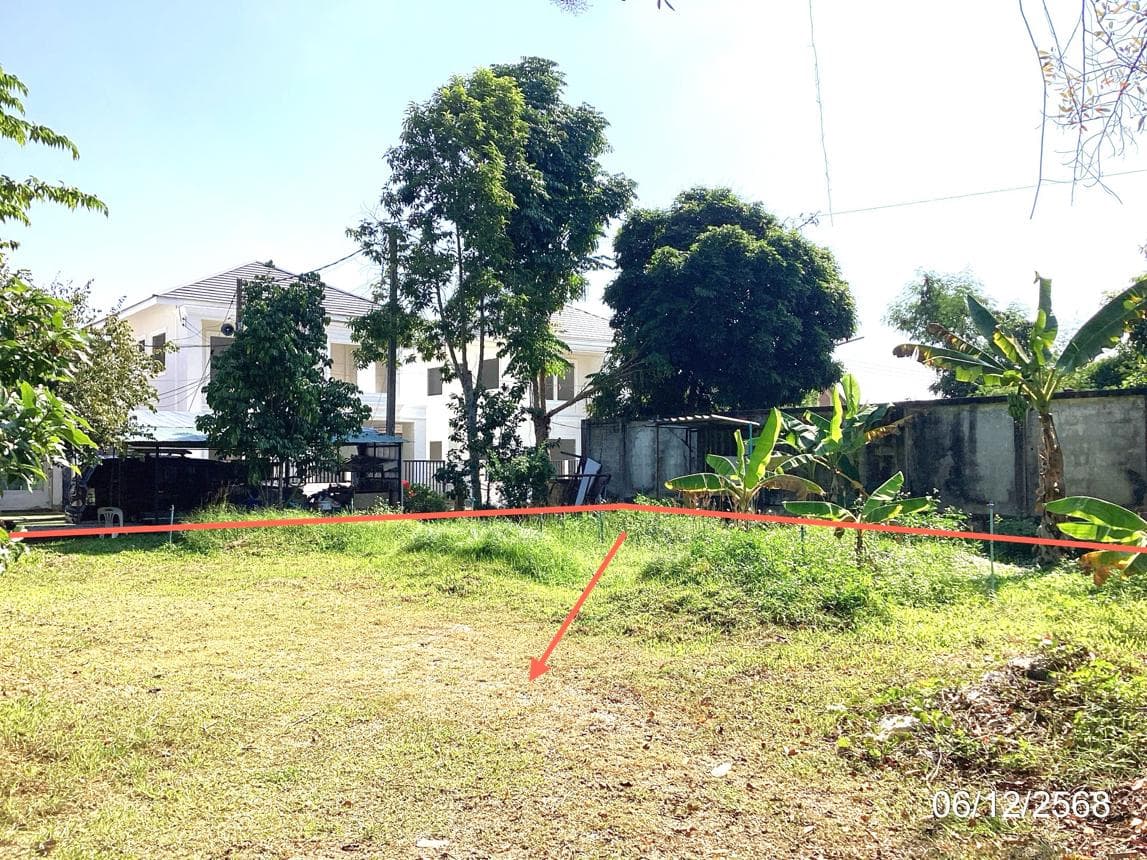 ที่ดินว่างเปล่า รอบเวียง เมืองเชียงราย เชียงราย เนื้อที่ 86 ตร.ว. ทำเลทองกลางเมือง เดินทางสะดวก ราคา 4.09 ล้านบาท