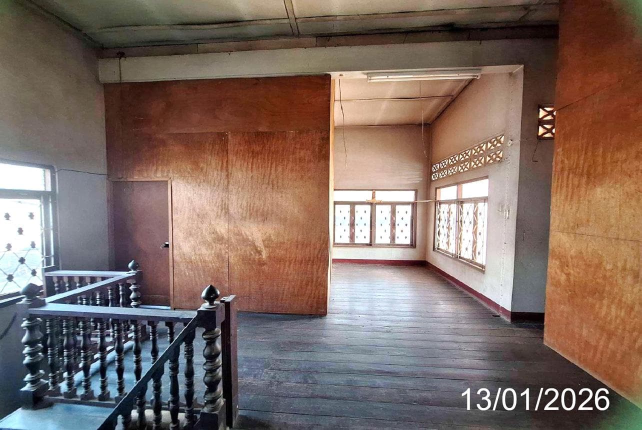 บ้านเดี่ยว นครเจดีย์ ป่าซาง ลำพูน 5 ห้องนอน 1 ห้องน้ำ พื้นที่ใช้สอย 184.4 ตร.ม. ทำเลสงบ บรรยากาศเมืองเหนือ ราคาพิเศษ 8.15 ล้าน