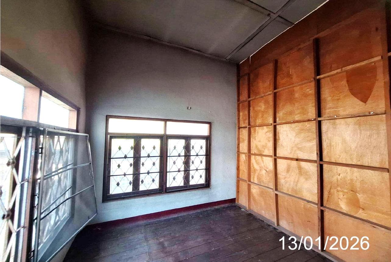 บ้านเดี่ยว นครเจดีย์ ป่าซาง ลำพูน 5 ห้องนอน 1 ห้องน้ำ พื้นที่ใช้สอย 184.4 ตร.ม. ทำเลสงบ บรรยากาศเมืองเหนือ ราคาพิเศษ 8.15 ล้าน