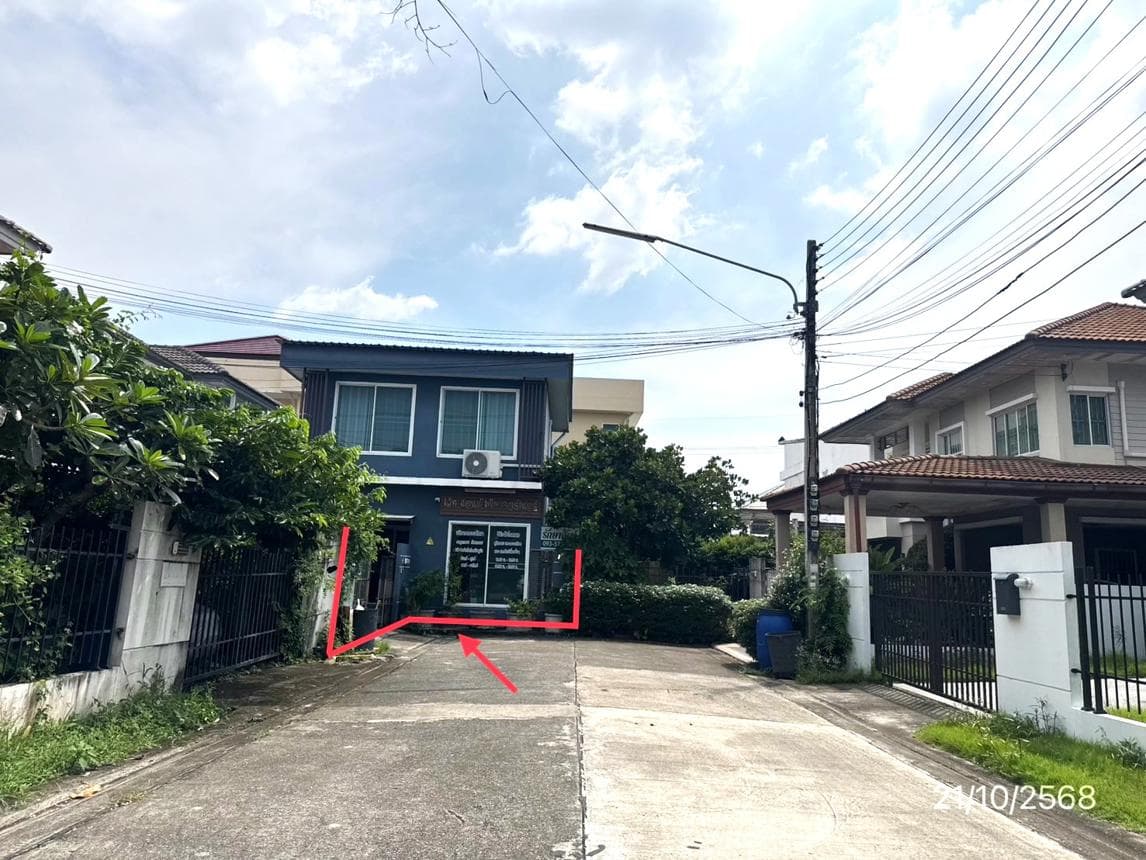 บ้านเดี่ยว พฤกษาวิลเลจ 35 เดอะซีซั่น คลองสาม คลองหลวง ปทุมธานี 3 ห้องนอน 2 ห้องน้ำ พื้นที่ 126 ตร.ม. บนเนื้อที่ 58.2 ตร.ว. ราคา 4.28 ล้านบาท