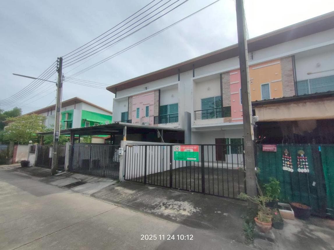 ทาวน์โฮม 2 ชั้น กัลปพฤกษ์ รีเจนท์ ระยอง (Kalpapruek Regent Rayong) พื้นที่กว้าง 30.1 ตร.ว. ทำเลทับมา ใกล้ห้างแหลมทอง